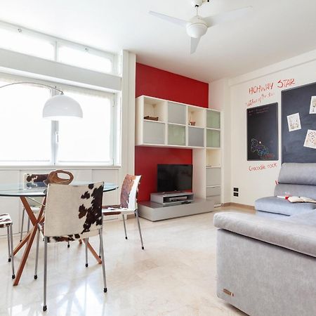 Plinio48 - Meryggiare Apartments Милан Экстерьер фото